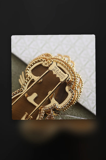NB - VACA Jewelry - 700