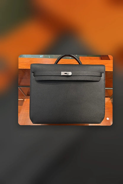 NB - HMS Bag - 1573