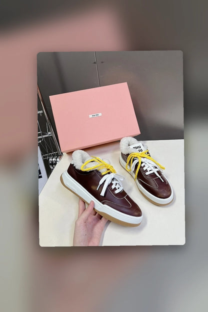 NB - MMU Women Shoes - 564