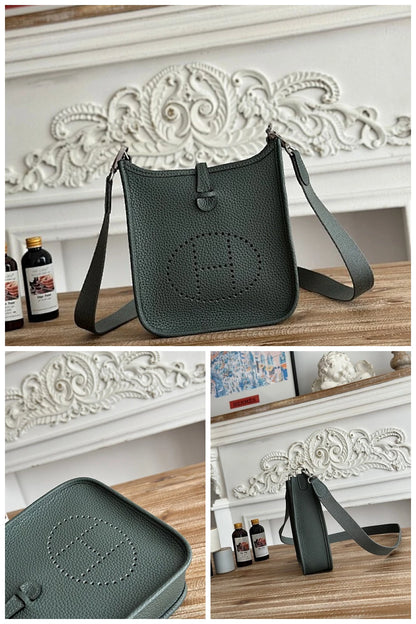 NB - HMS Bag - 1009