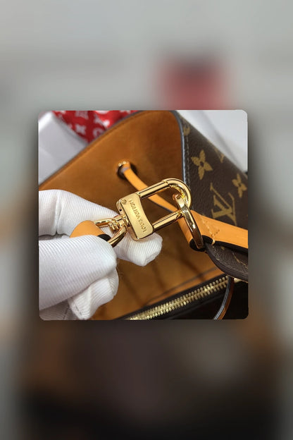 NB - LOV Bag - 1915