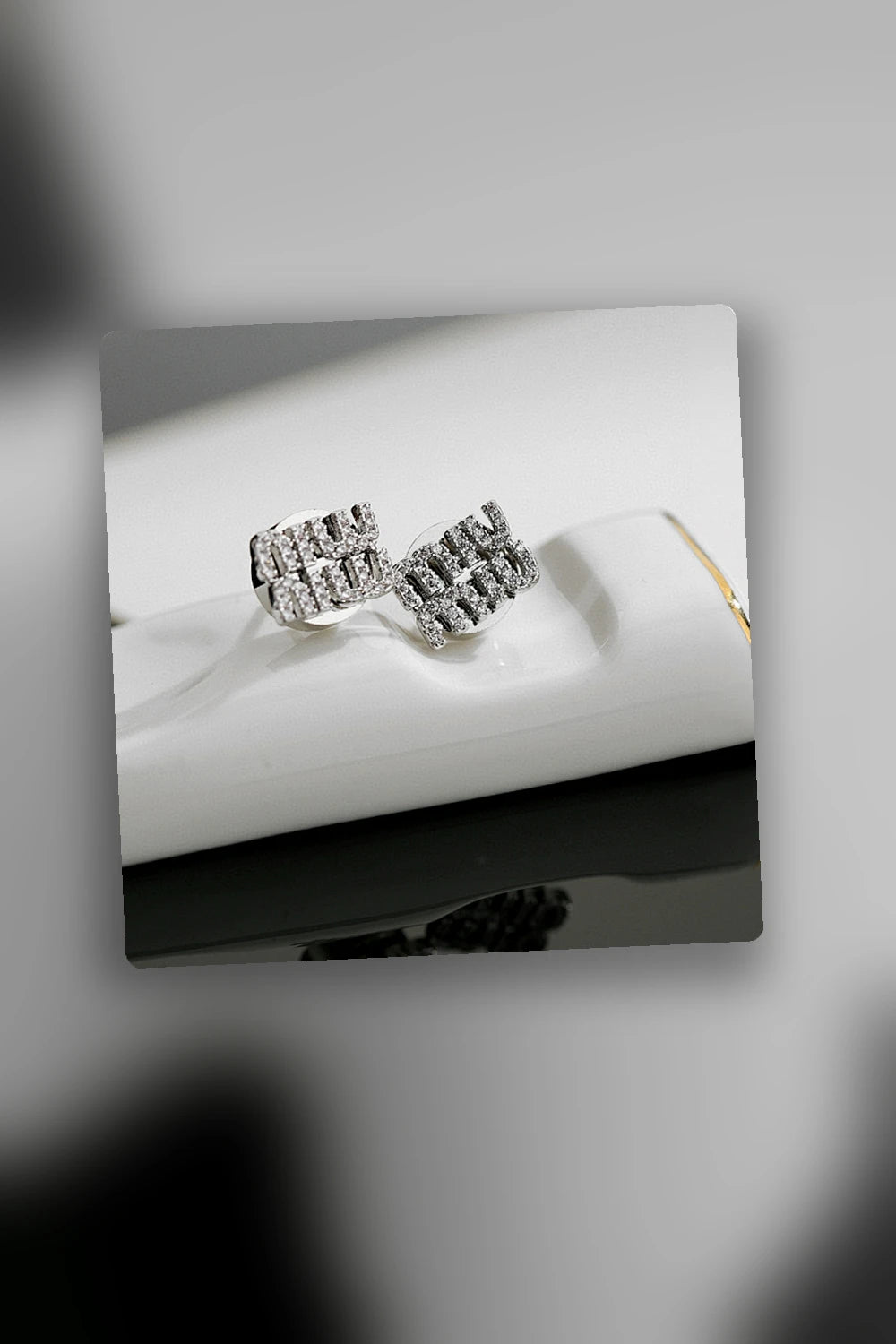 NB - MMU Jewelry - 098