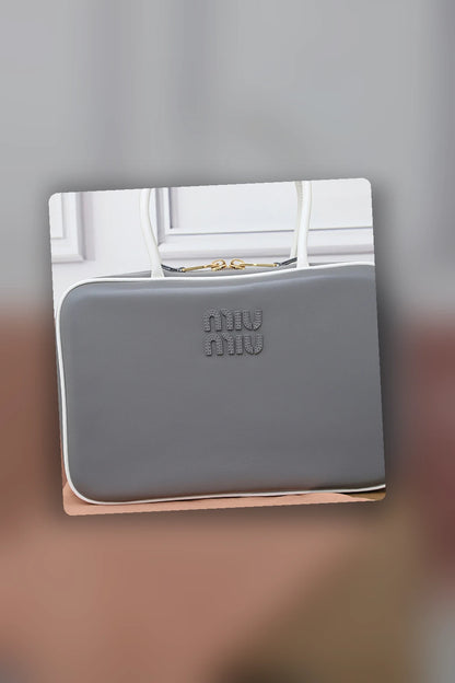 NB - MMU Bag - 110