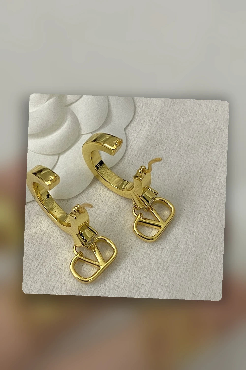 NB - VEL Jewelry - 118