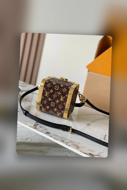 NB - LOV Bag - 1818