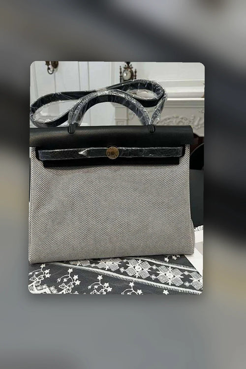 NB - HMS Bag - 1799