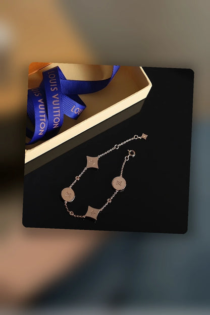 NB - LOV Jewelry - 704
