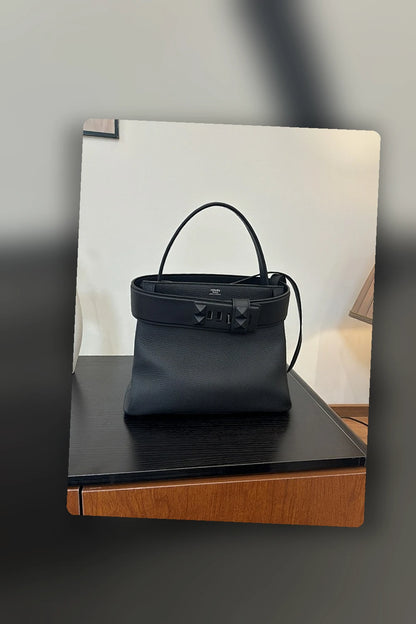 NB - HMS Bag - 1272
