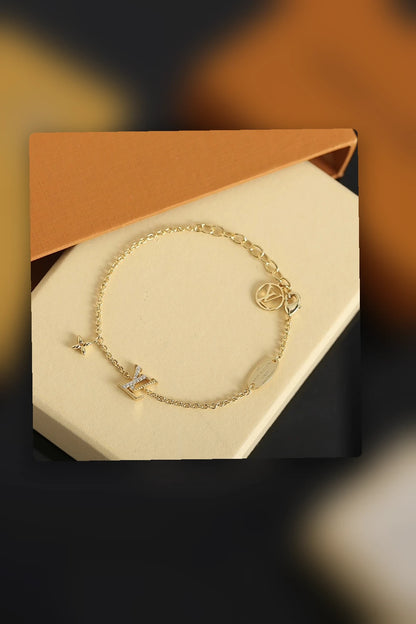 NB - LOV Jewelry - 528