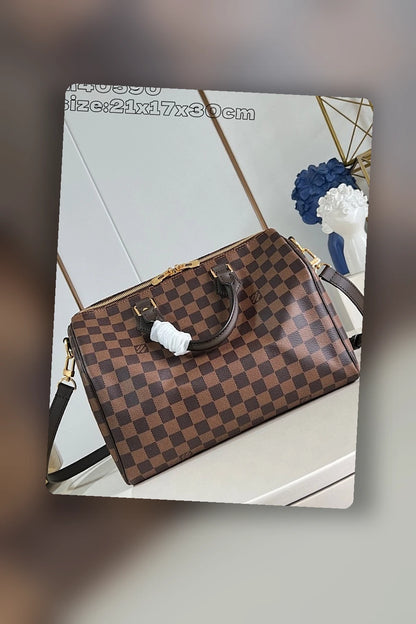 NB - LOV Bag - 647