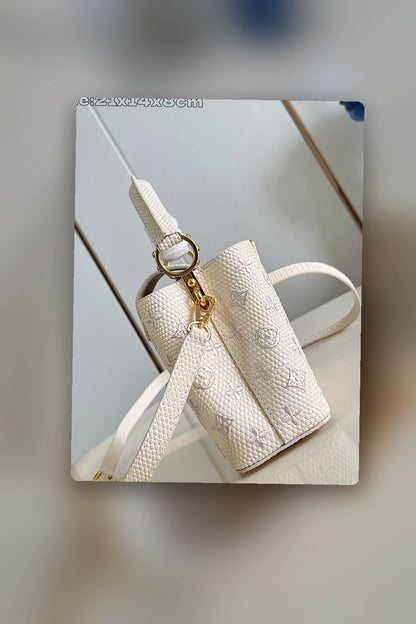 NB - LOV Bag - 1737