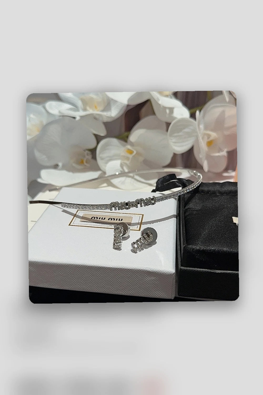 NB - MMU Jewelry - 540