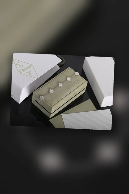 NB - VACA Jewelry - 709