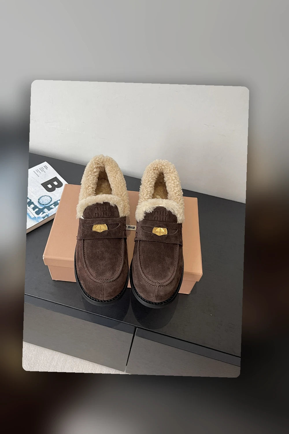 NB - MMU Women Shoes - 285