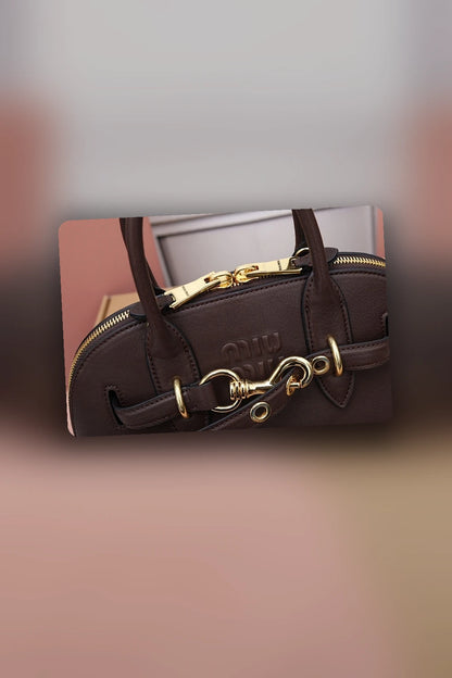 NB - MMU Bag - 083