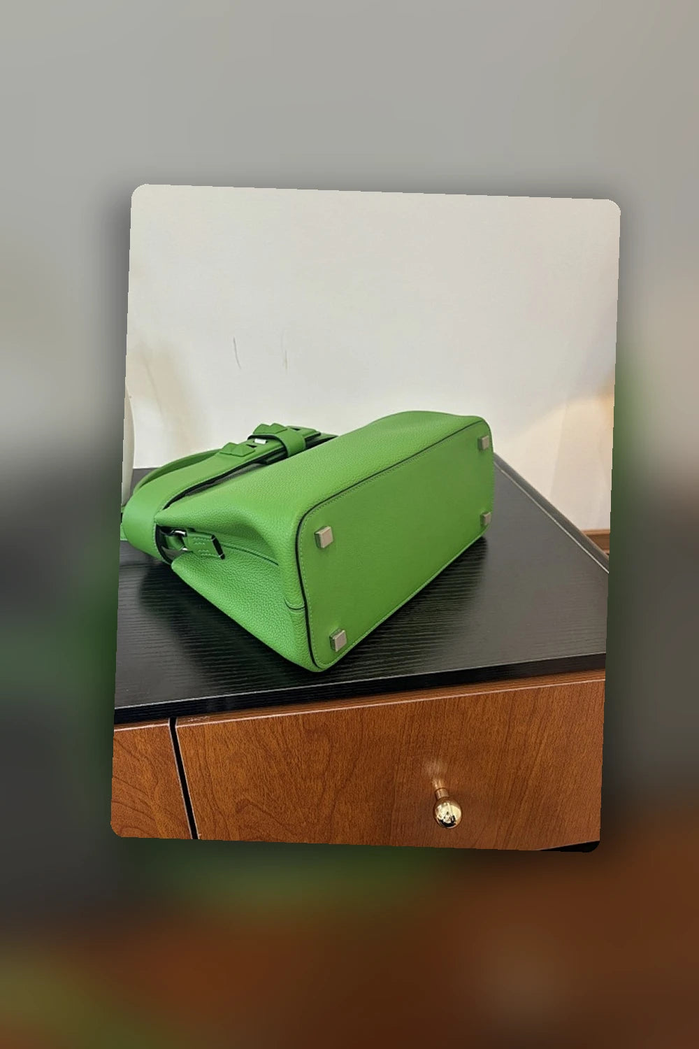 NB - HMS Bag - 1273
