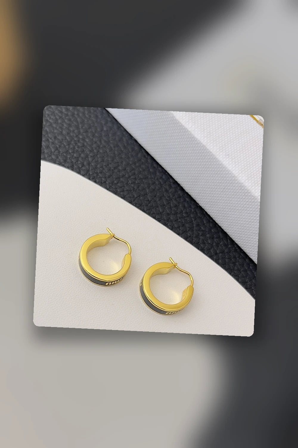 NB - MMU Jewelry - 225
