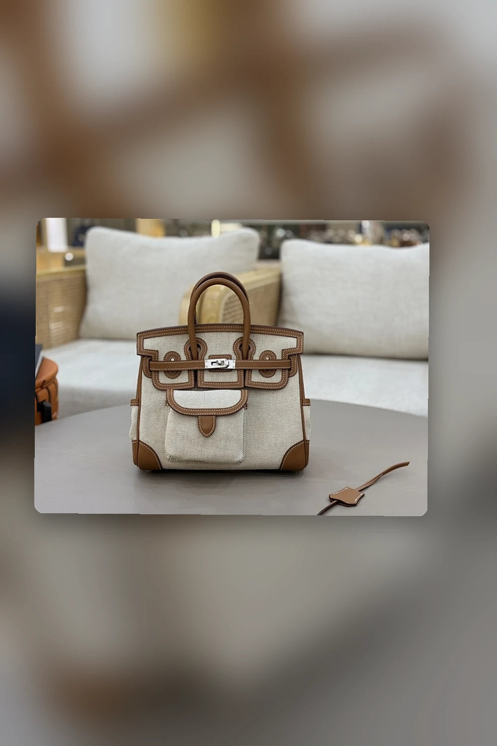 NB - HMS Bag - 1029