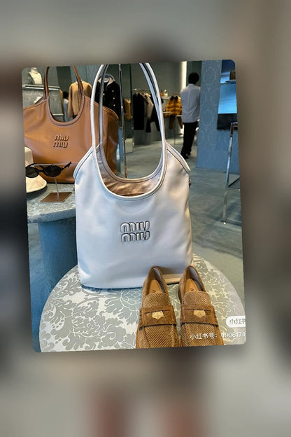 NB - MMU Bag - 693