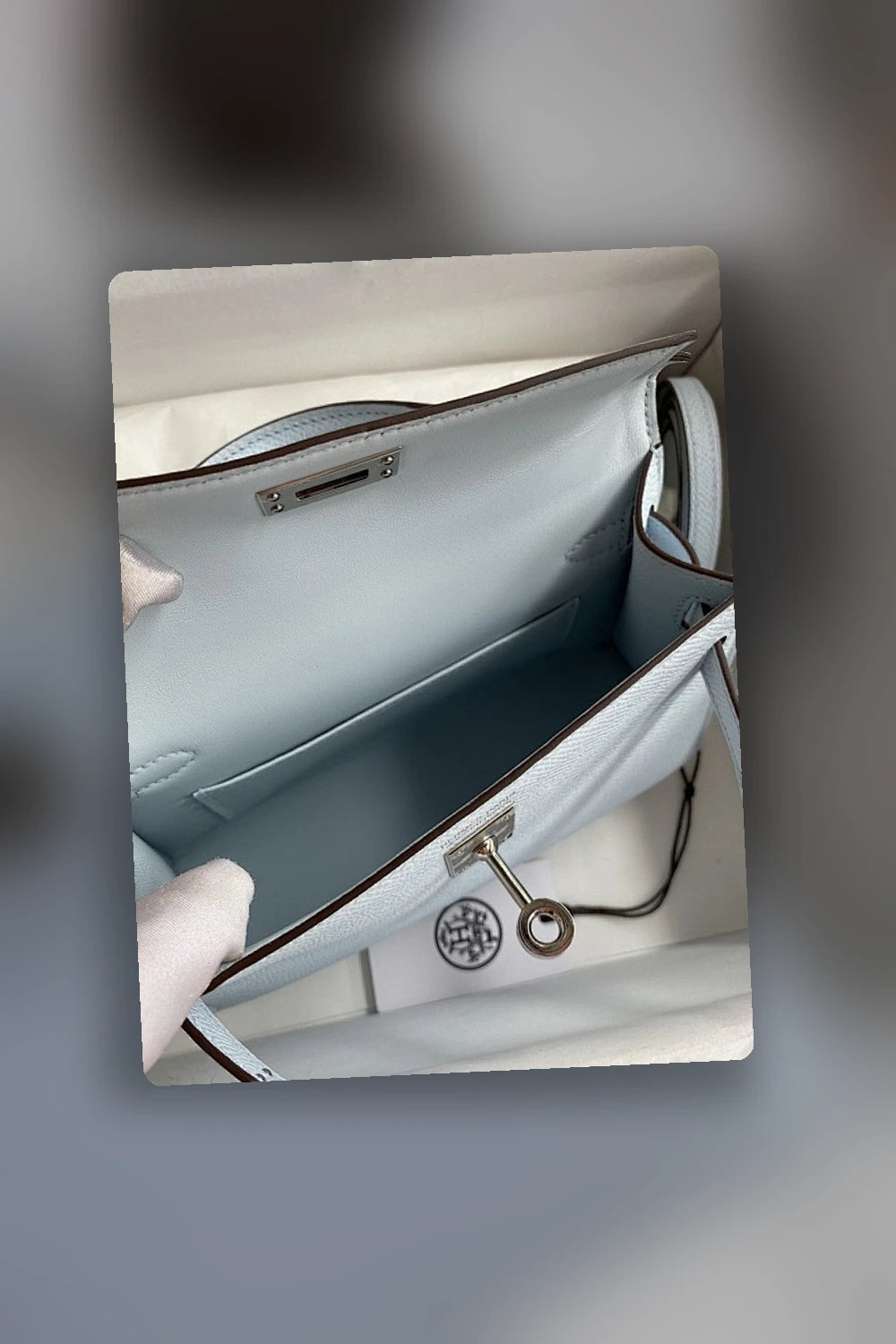 NB - HMS Bag - 1182