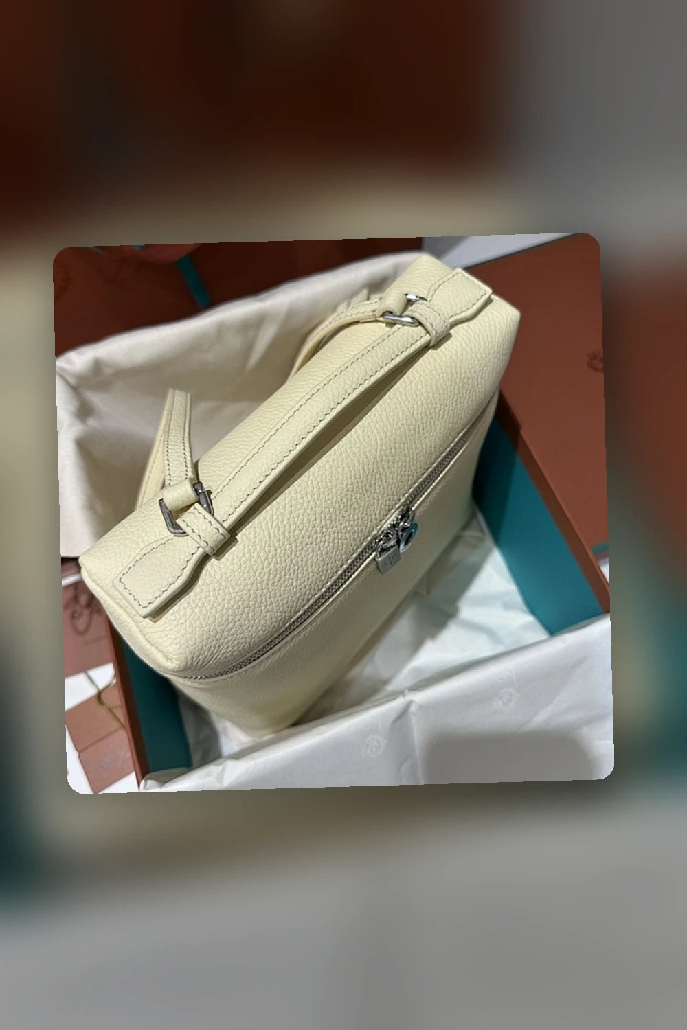 NB - DLVX Bag - 116