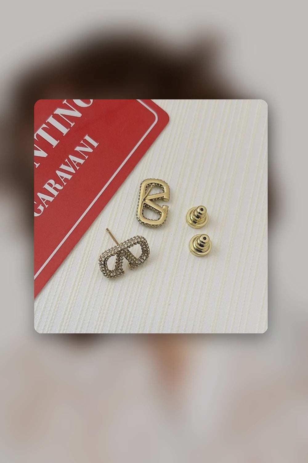NB - VEL Jewelry - 682