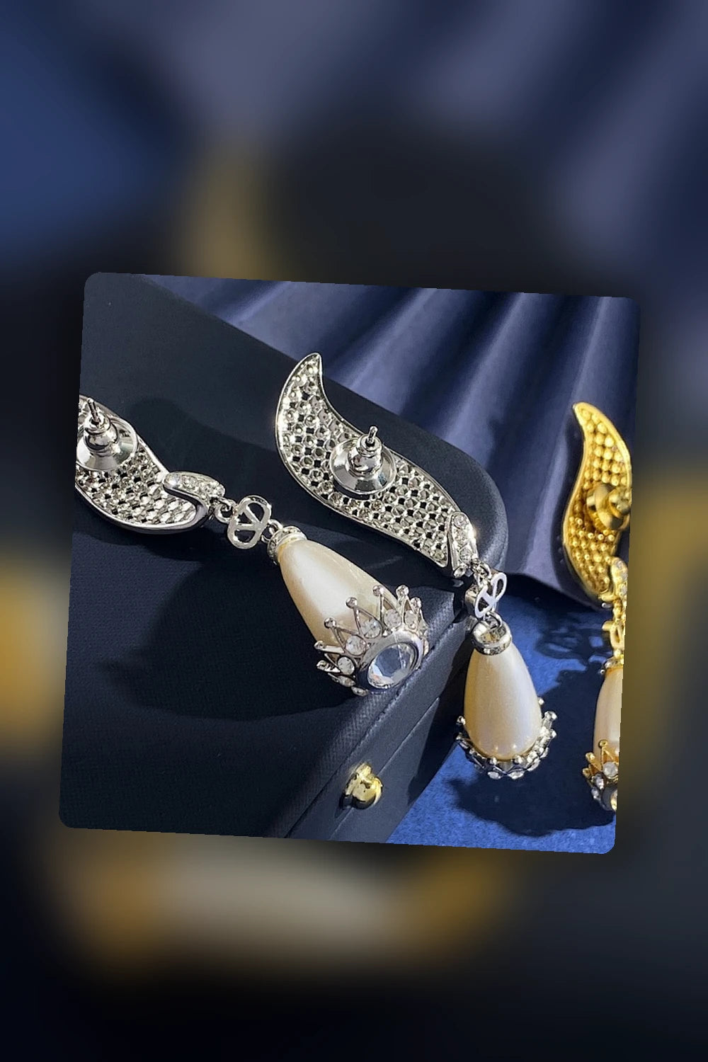 NB - VEL Jewelry - 220