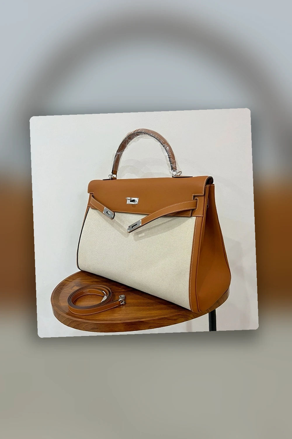 NB - HMS Bag - 1707