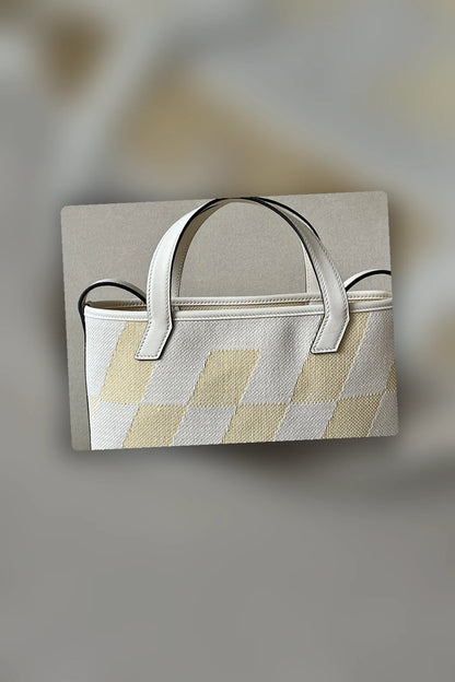 NB - HMS Bag - 484
