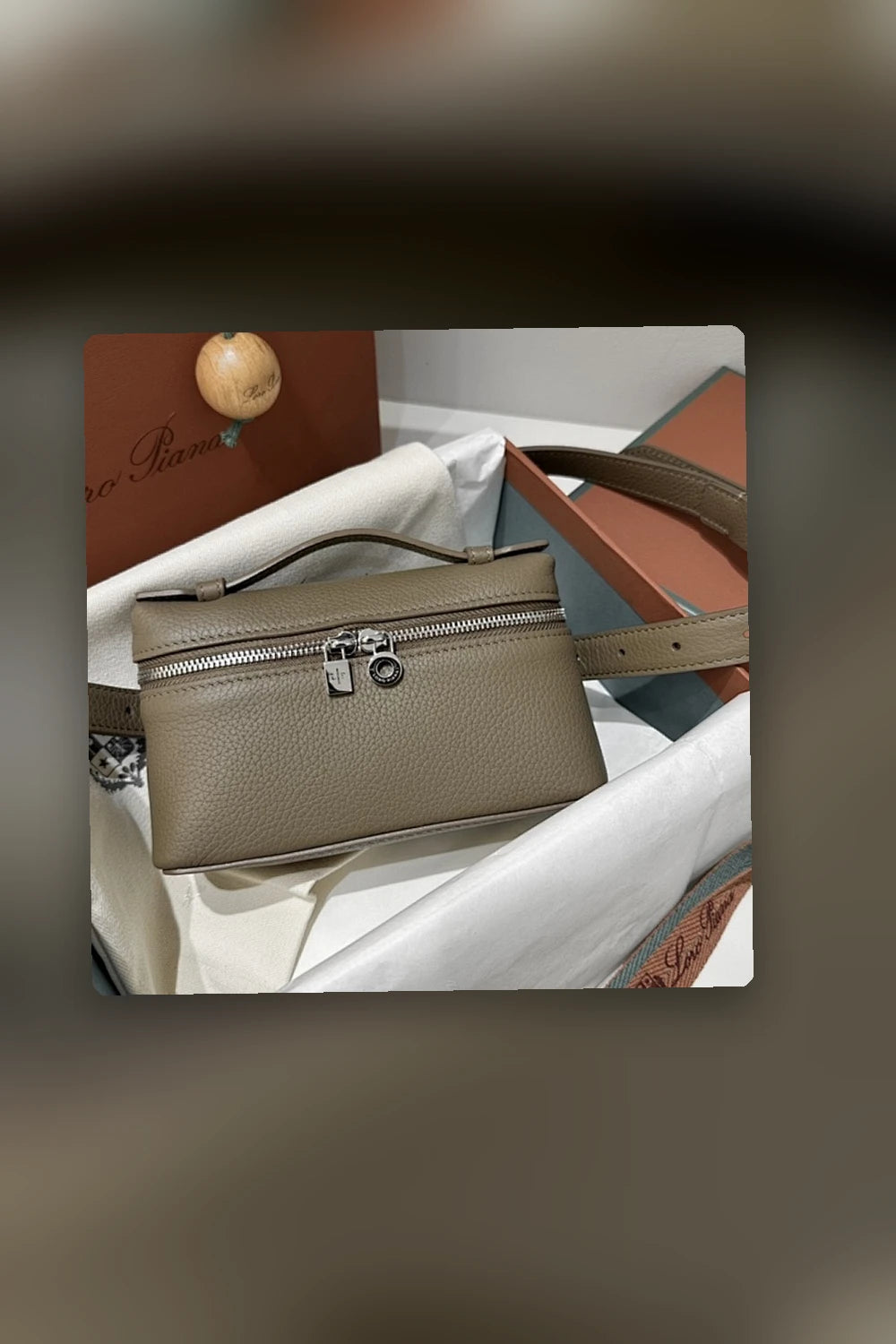 NB - DLVX Bag - 220