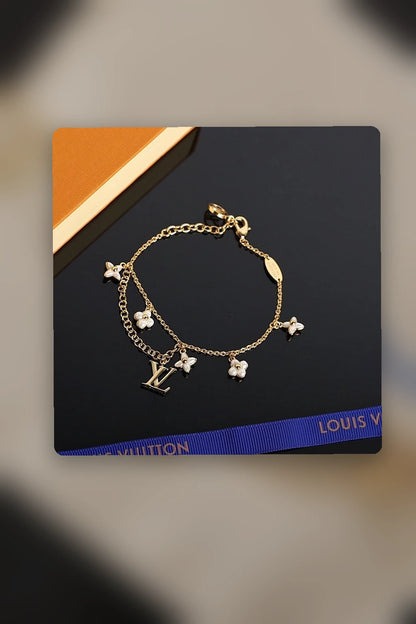 NB - LOV Jewelry - 538