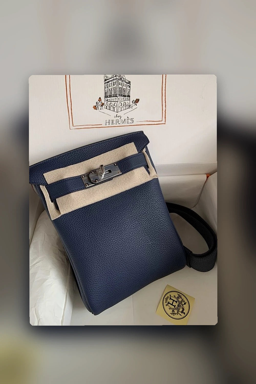 NB - HMS Bag - 1354