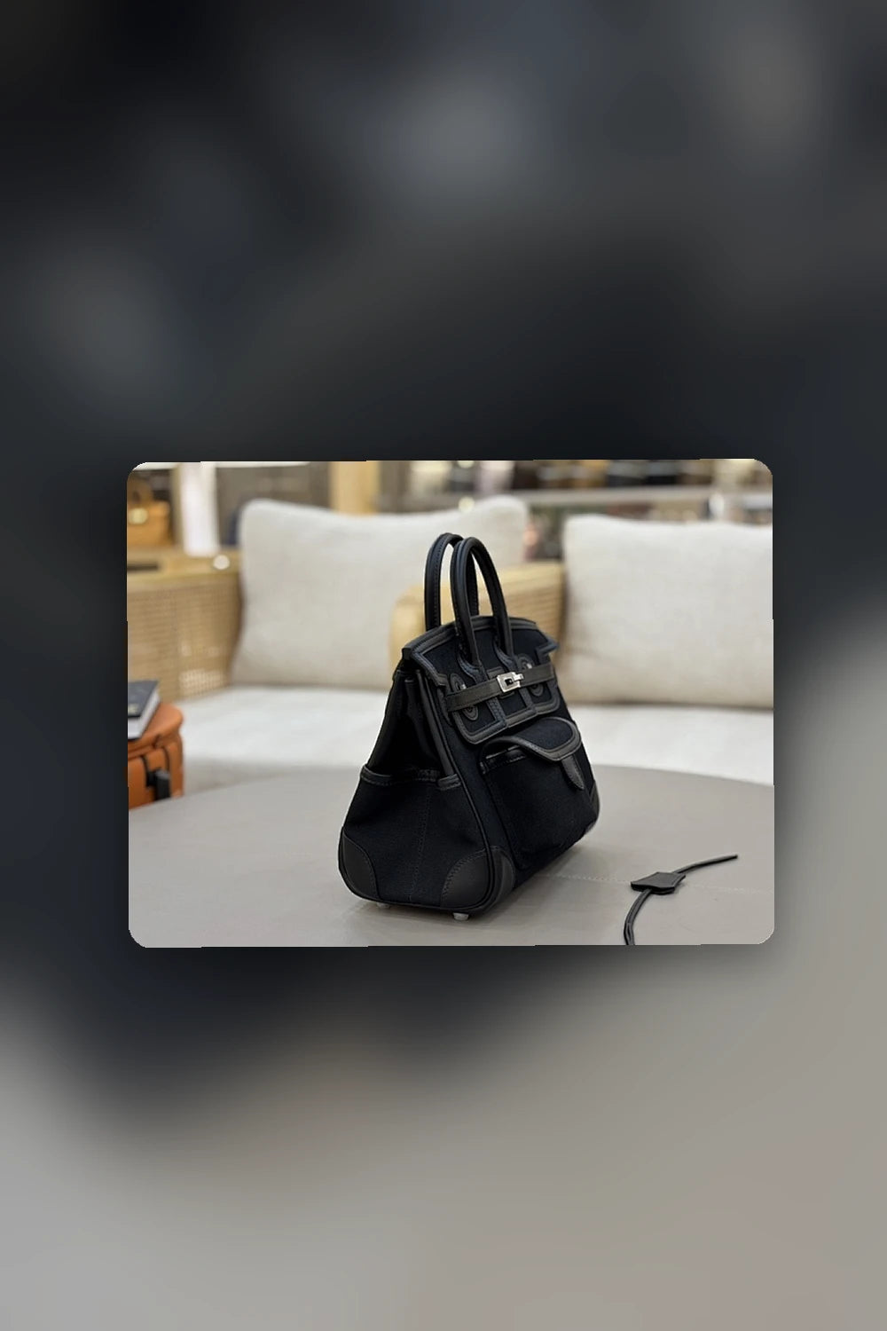 NB - HMS Bag - 1378