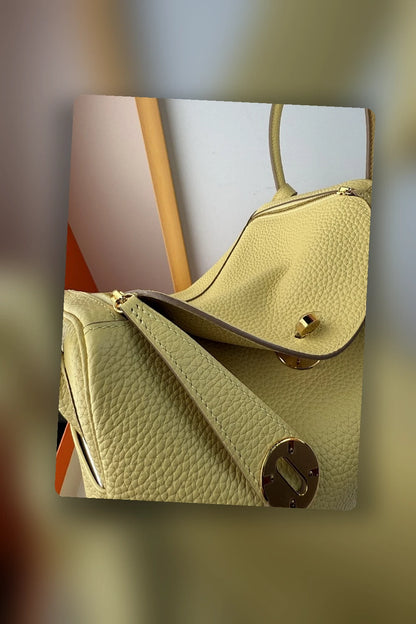 NB - HMS Bag - 240