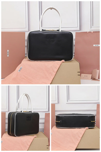 NB - MMU Bag - 102