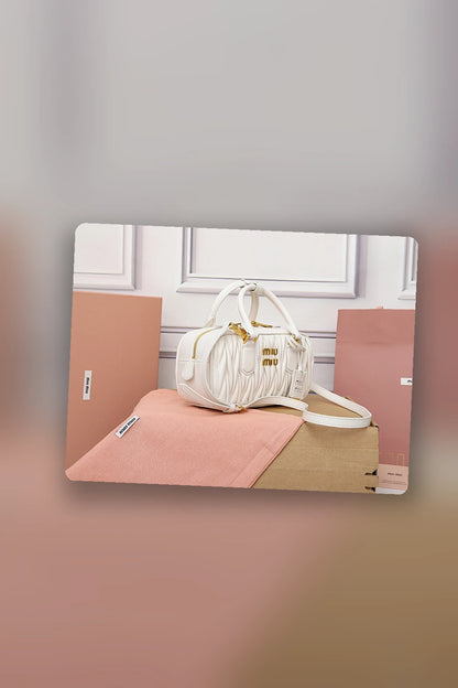 NB - MMU Bag - 665