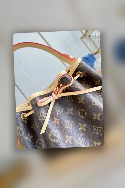 NB - LOV Bag - 105