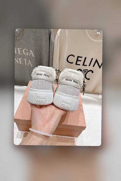 NB - MMU Women Shoes - 805