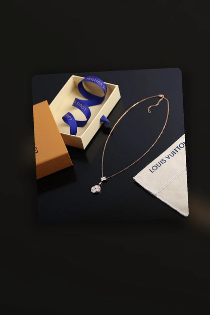 NB - LOV Jewelry - 740
