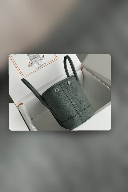 NB - HMS Bag - 067