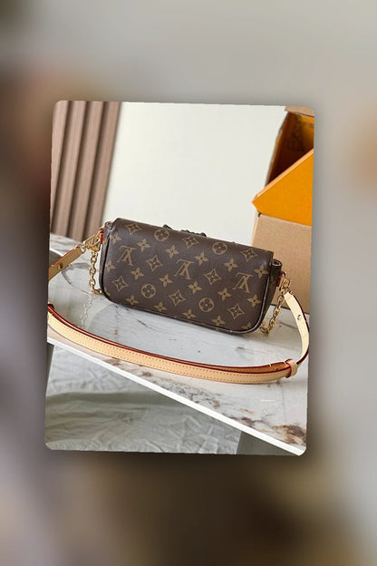 NB - LOV Bag - 1824
