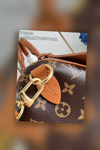 NB - LOV Bag - 068