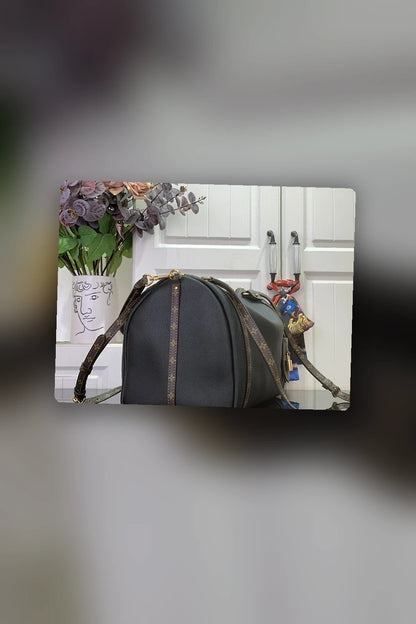 NB - LOV Bag - 1860