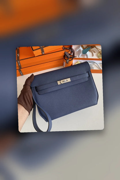 NB - HMS Bag - 1067