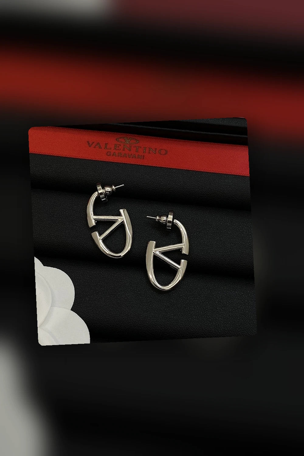 NB - VEL Jewelry - 575