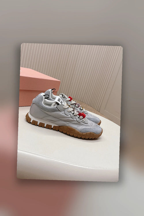 NB - MMU Women Shoes - 670