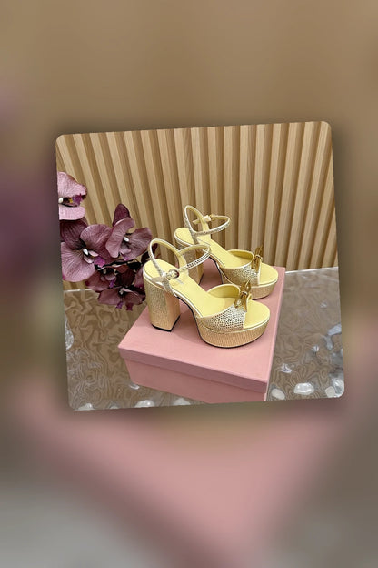 NB - MMU Women Shoes - 299