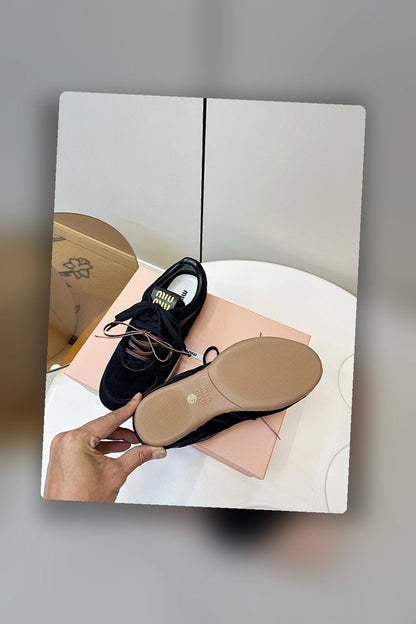 NB - MMU Women Shoes - 096