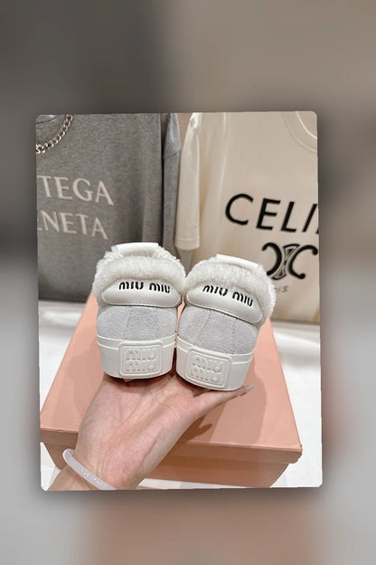 NB - MMU Women Shoes - 849