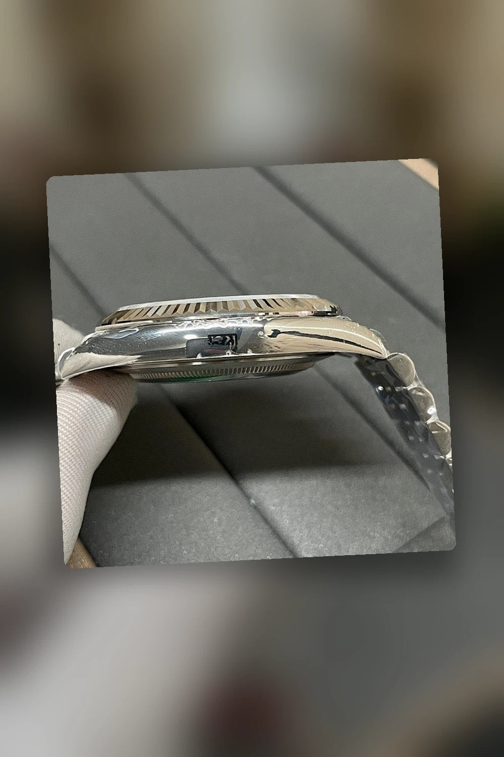 NB - Mix Watch - 208